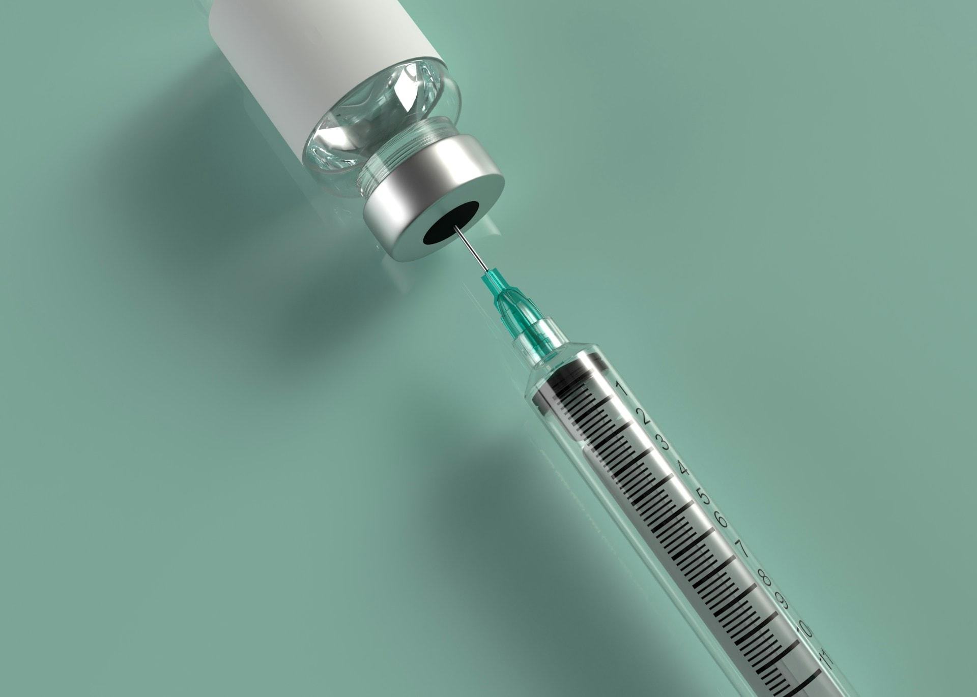 Vacinação contra gripe e COVID já arrancou
